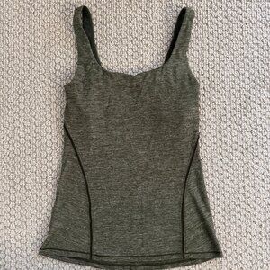 Lululemon Athletica Womens Tank Bulit In Bra Size 4 Like New Heather Green